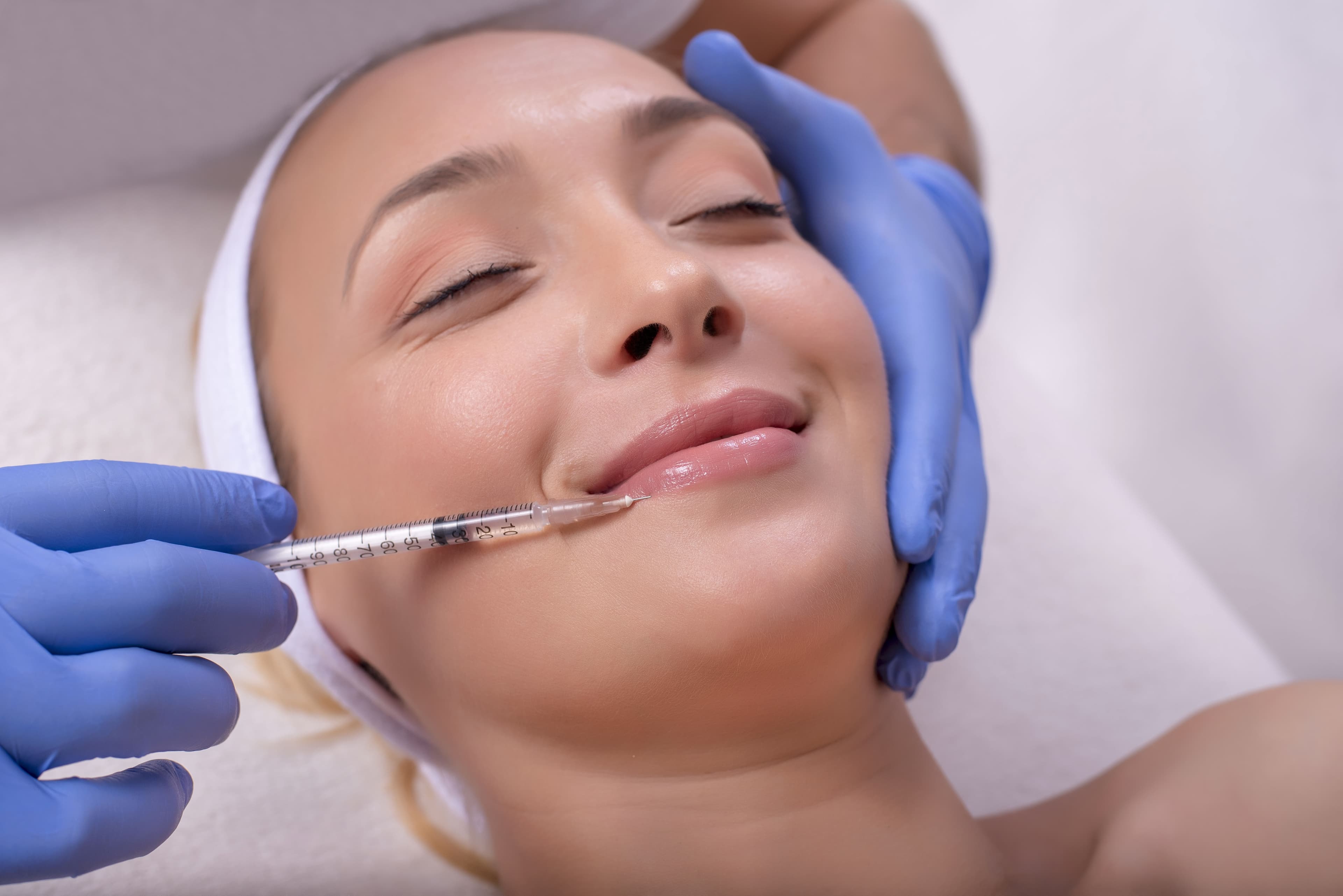 Preenchimento facial com ácido hialurônico — Classic Saúde Porto Alegre